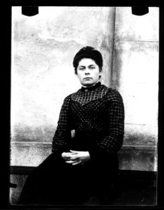 ArCJ - Portrait femme - 137 J 2095 a