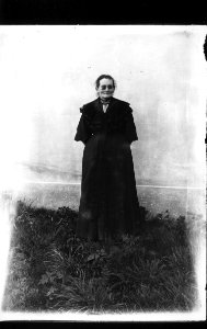 ArCJ - Portrait femme - 137 J 344 b