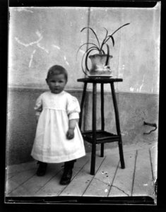 ArCJ - Portrait, enfant - 137 J 1067 a