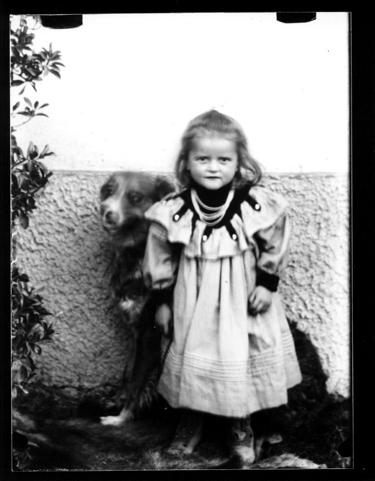 ArCJ - Portrait, enfant - 137 J 1078 a