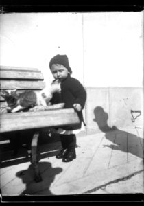 ArCJ - Portrait, enfant - 137 J 2722 a