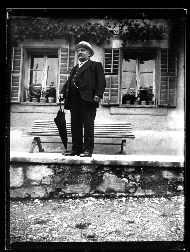 ArCJ - Portrait, homme - 137 J 2240 a