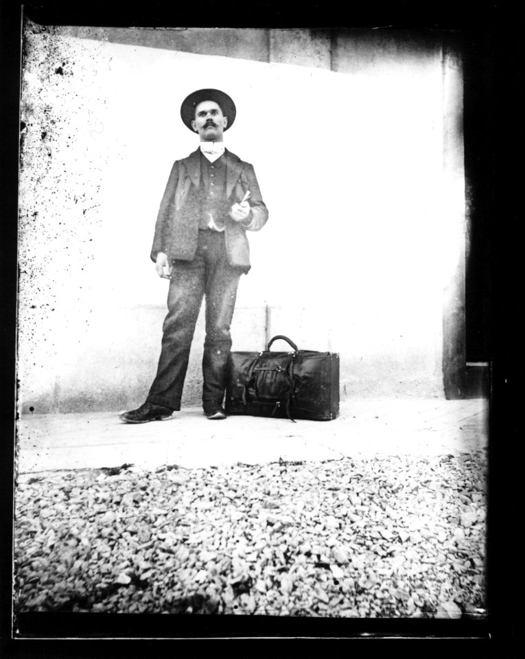 ArCJ - Portrait, homme - 137 J 568 a