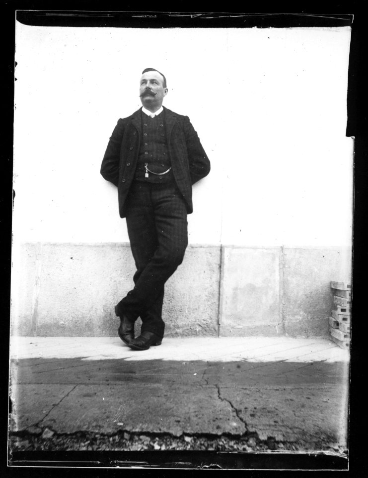 ArCJ - Portrait, homme - 137 J 1009 a