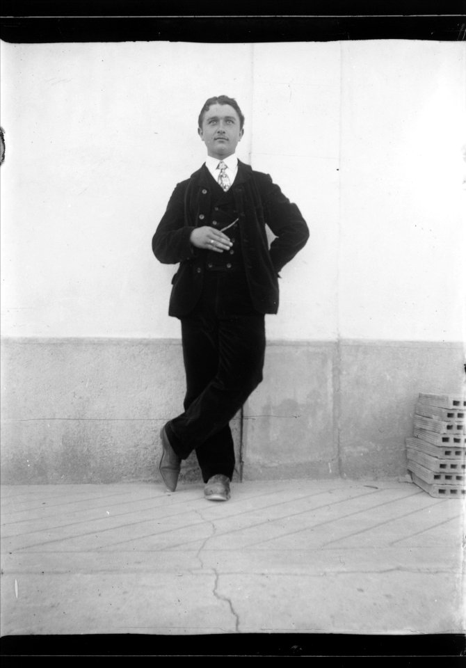 ArCJ - Portrait, homme - 137 J 2969 a