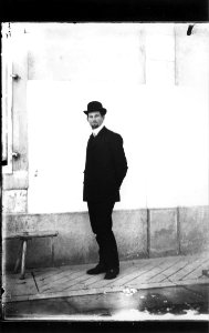 ArCJ - Portrait, homme - 137 J 363 b