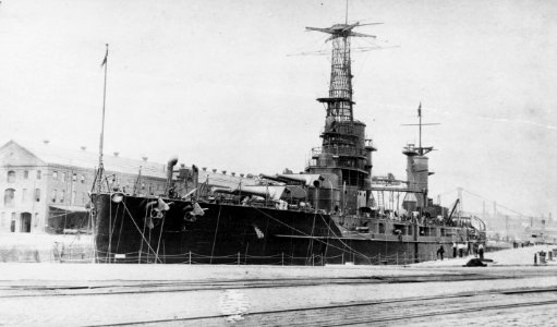 Argentine battleship Rivadavia or Moreno in New York drydock