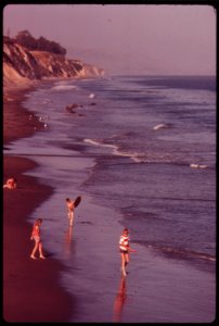 Area-residents-enjoy-gaviota-state-beach-june-1975 7158954326 o