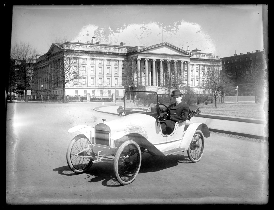 ARGO Auto (Washington, D.C.) LCCN2016824537