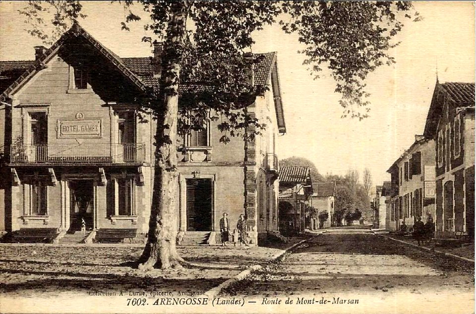 Arengosse (Landes) - route de Mont-de-Marsan