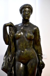 Aristide Maillol - Baigneuse drapée 02