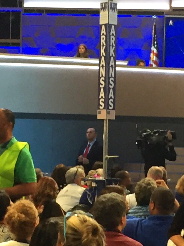 Arkansas 2016 DNC CoZ3BpBWIAAqTHT