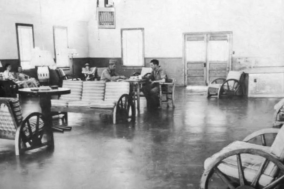 Arledge Field - Flight Cadets in Dayroom