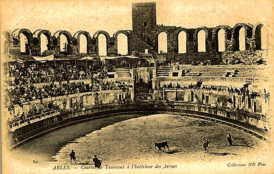 Arles Arènes pendant une corrida