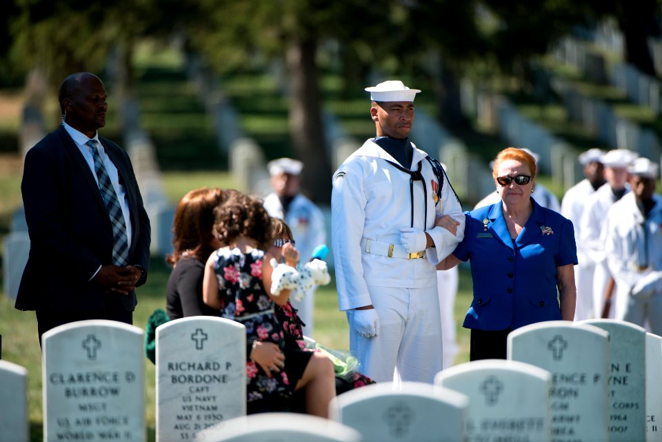 Arlington Lady Paula McKinley (29234869903)