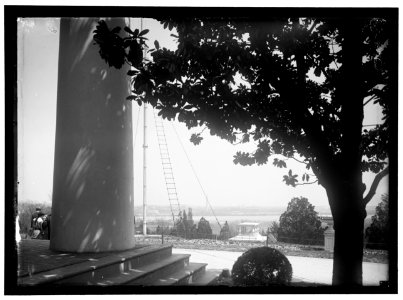 ARLINGTON MANSION. COLUMNS LCCN2016867242