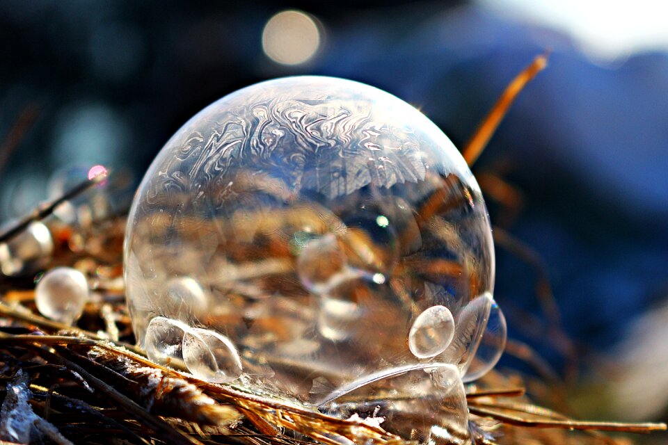 Frozen bubble frozen ice