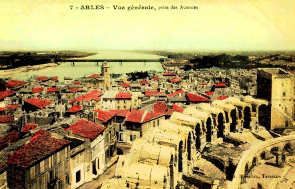 Arles Bouches du Rhone, Vue générale