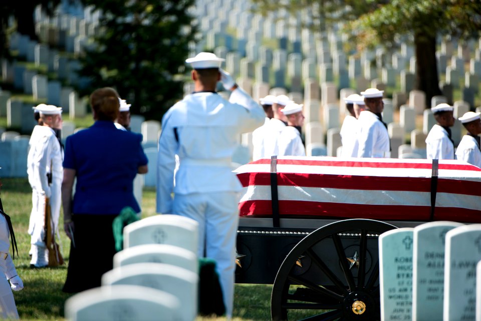 Arlington Lady Paula McKinley (29233972954)