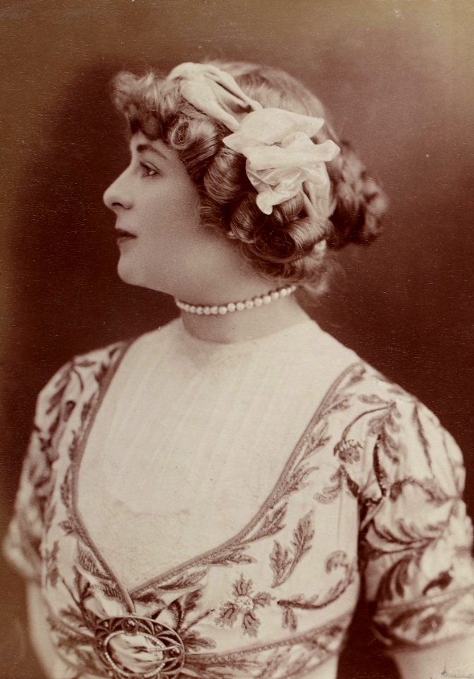 Armande cassive-reutlinger-01
