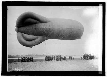Army balloon LCCN2016822028