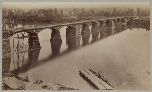 Army bridge across the Tennessee River at Chattanooga, L8121 LCCN2012649983
