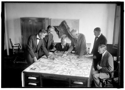 ARMY WAR GAME. LT. COL. D.E. AULTMAN; LT. COL. J.A. SHIPTON; MAJOR L. WAHL; COL. GEORGE H. CAMERON; LT. COL. E D. ANDERSON; LT. COL. HENRY JERVEY LCCN2016867498