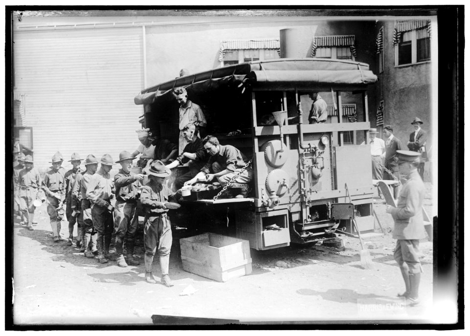 ARMY, U.S. ARMY KITCHEN LCCN2016869470
