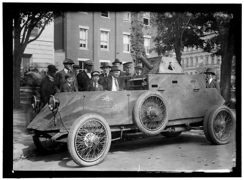 ARMY, U.S., CAPT. RENWICK WITH ARMY TRUCK LCCN2016868430