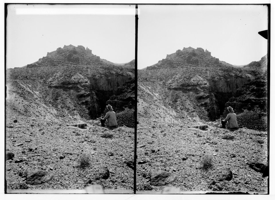 Around the Dead Sea. 'Bint Lut' (Lot's daughter), curious formation LOC matpc.01800