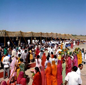 Arrival Ceremony for First Lady Jacqueline Kennedy in Jaipur, India (2)
