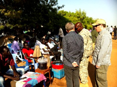 Around the IDP camp (12328464214)