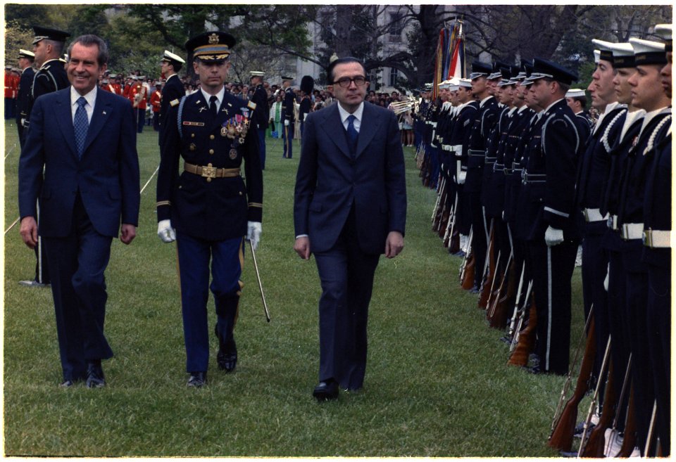 Arrival ceremony for Giulio Andreotti, President of the Council of Ministers of the Italian Republic - NARA - 194502