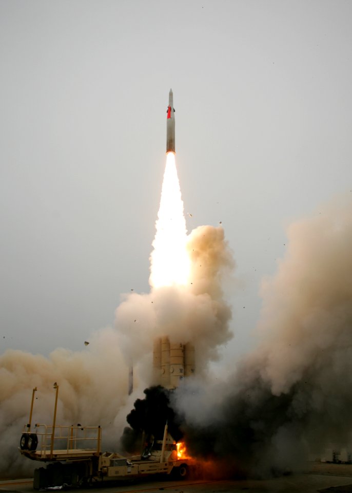Arrow anti-ballistic missile launch2