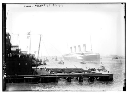 Arrival OLYMPIC, 1911 LCCN2014689357