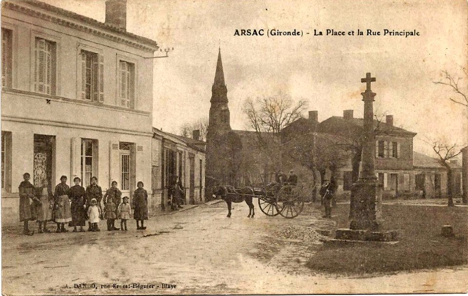 Arsac - bourg 1