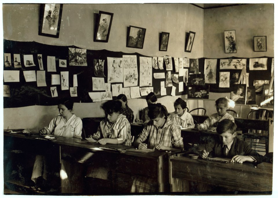 Art class. Training School for Deaf Mutes. See 4843-4851. LOC nclc.05256