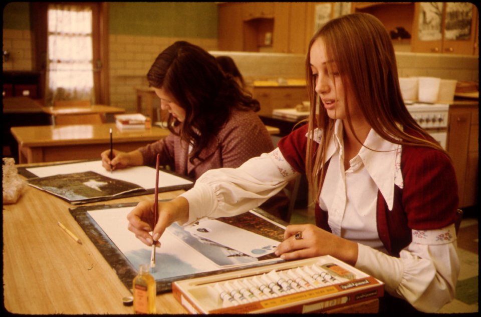 Art-class-students-at-cathedral-senior-high-school-in-new-ulm-minnesota 4727525184 o