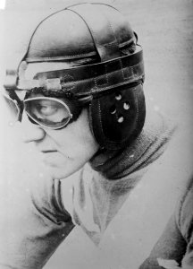 Arthur Chapple LCCN2014691946 (cropped)