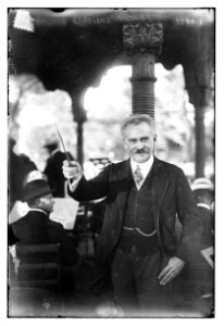 Arthur Classens (i.e. Claussen) LCCN2014702382