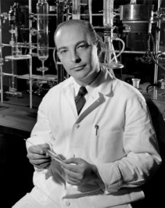 Arthur Kornberg (30828410210)