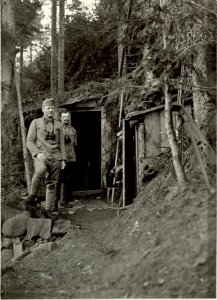Artillerie Beobachter und Telephonstation Nro.2 am Ravelnik. (BildID 15460839)
