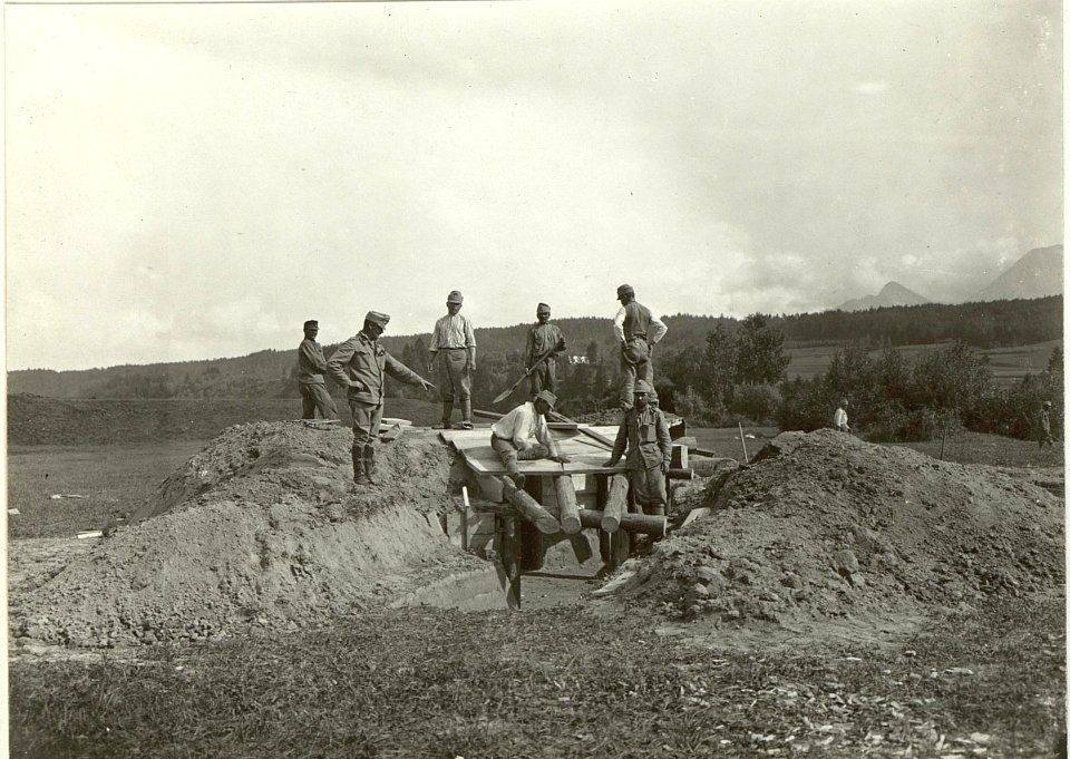 Artillerie Unterstand System MATJOK. Standort, Cellulosefabrik Villach.Aufgen.1.September 1915. (BildID 15461686)