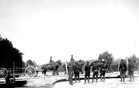 Artillerie Überqueren Behelfsbrücke - CH-BAR - 3236487