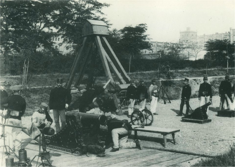Artillerie beim Exerzieren (1898), österreichisch-ungarische