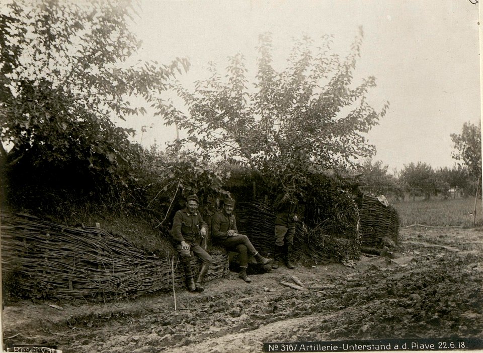 Artillerie-Unterstand a.d.Piave 22.6.18. (BildID 15619555)