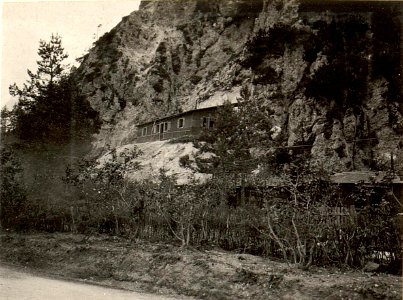 Artillerie Gruppenkommando Nebria. Aufgenommen am 3.6.1916. (BildID 15475048)