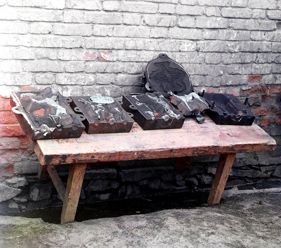 Artistic works in molds at Kasli by Sergey Prokudin-Gorskiy