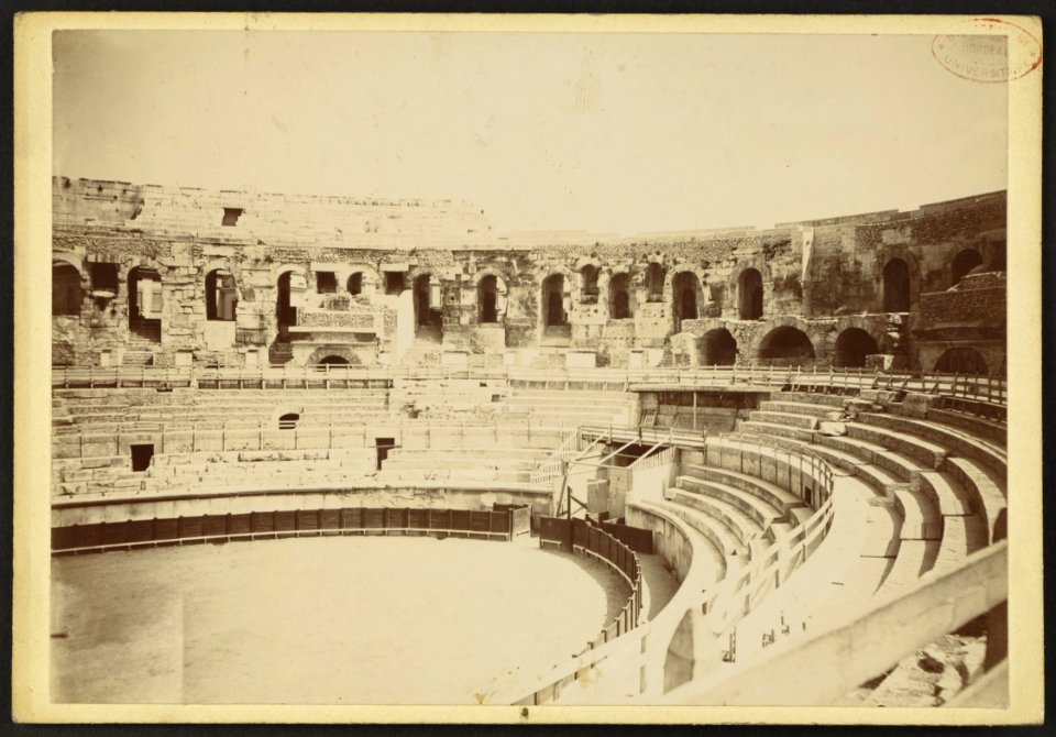 Arènes de Nîmes - J-A Brutails - Université Bordeaux Montaigne - 1330