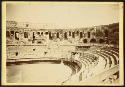 Arènes de Nîmes - J-A Brutails - Université Bordeaux Montaigne - 1330